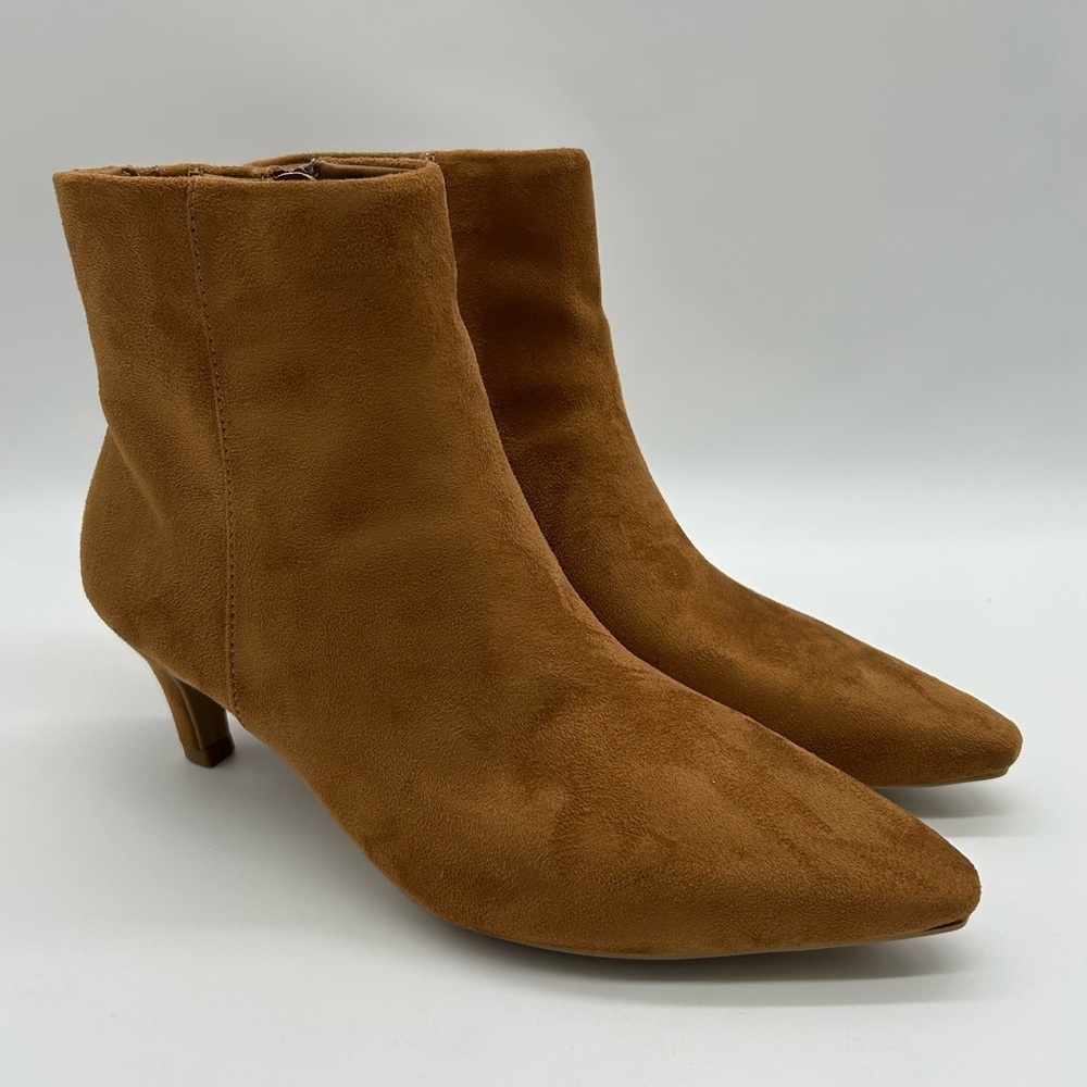 Universal Thread AE986 Taylor Suede Pointed-Toe Ankle Boots Size 10 Vegan NIB - Picture 3 of 11